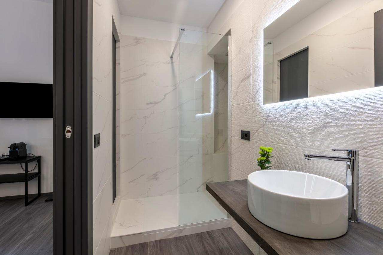 Residenza Sacconi By Hili Hotel Rome Buitenkant foto